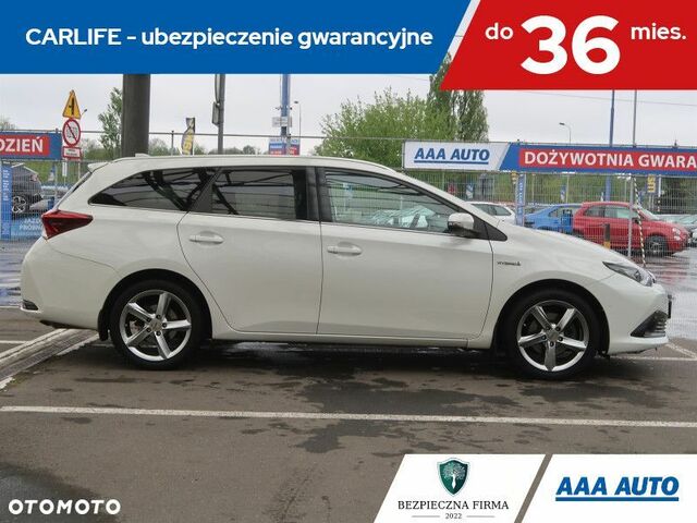 Тойота Ауріс, об'ємом двигуна 1.8 л та пробігом 80 тис. км за 15551 $, фото 6 на Automoto.ua