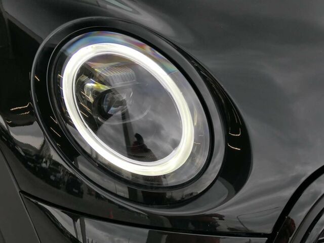 Черный Мини Купер, объемом двигателя 1.5 л и пробегом 15 тыс. км за 31142 $, фото 6 на Automoto.ua