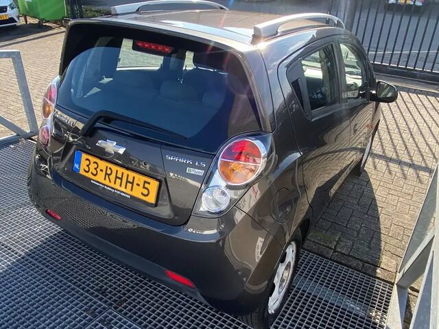 Шевроле Спарк 2011 в Европе на Automoto.ua Коричневый Шевроле Спарк, объемом двигателя 1 л и пробегом 211539 тыс. км за 2450 $, фото 5 на Automoto.ua