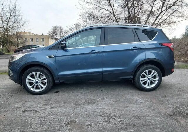 Форд Куга, объемом двигателя 2 л и пробегом 53 тыс. км за 20190 $, фото 2 на Automoto.ua