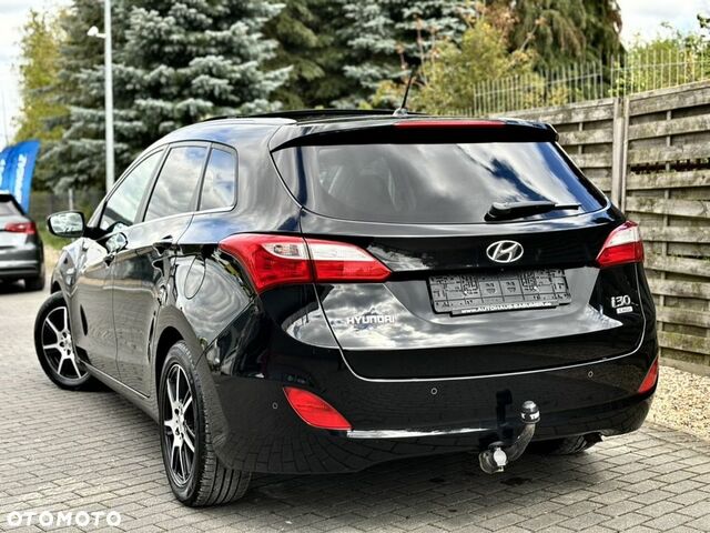 Хендай i30, объемом двигателя 1.58 л и пробегом 204 тыс. км за 7322 $, фото 5 на Automoto.ua