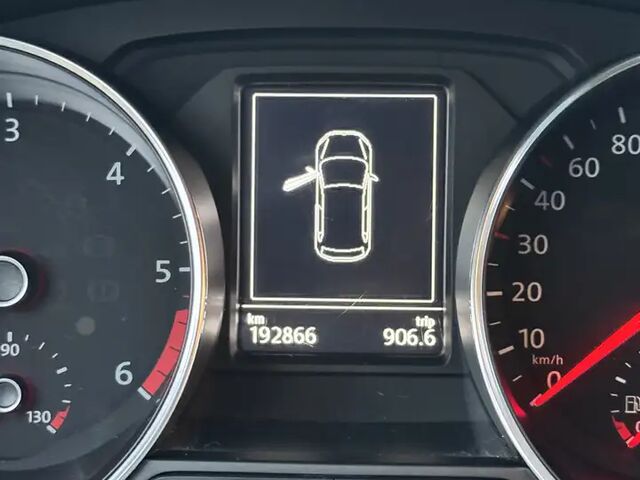 Фольксваген Поло 2015 у Європі на Automoto.ua Чорний Фольксваген Поло, об'ємом двигуна 1.42 л та пробігом 192 тис. км за 8174 $, фото 8 на Automoto.ua