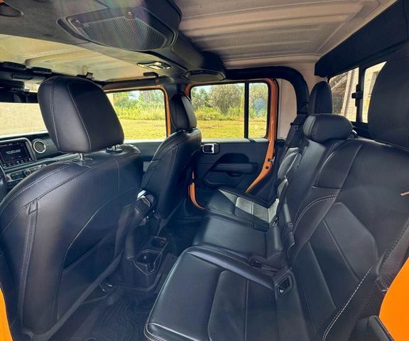 Джип Gladiator 2022 в Европе на Automoto.ua Черный Джип Gladiator, объемом двигателя 2.99 л и пробегом 50 тыс. км за 44484 $, фото 8 на Automoto.ua