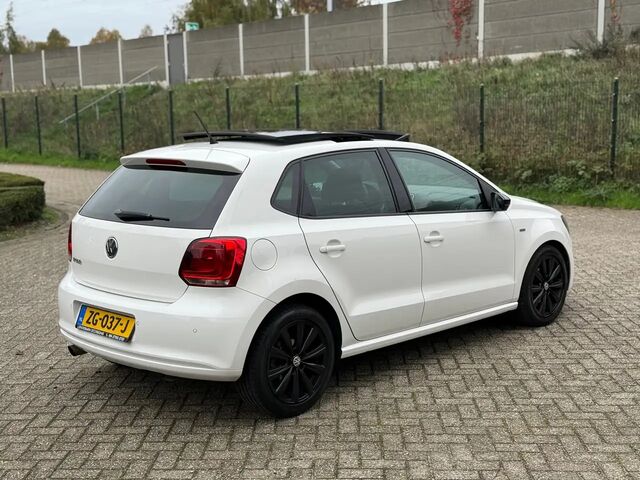 Фольксваген Поло 2012 у Європі на Automoto.ua Білий Фольксваген Поло, об'ємом двигуна 1.2 л та пробігом 118 тис. км за 10808 $, фото 3 на Automoto.ua