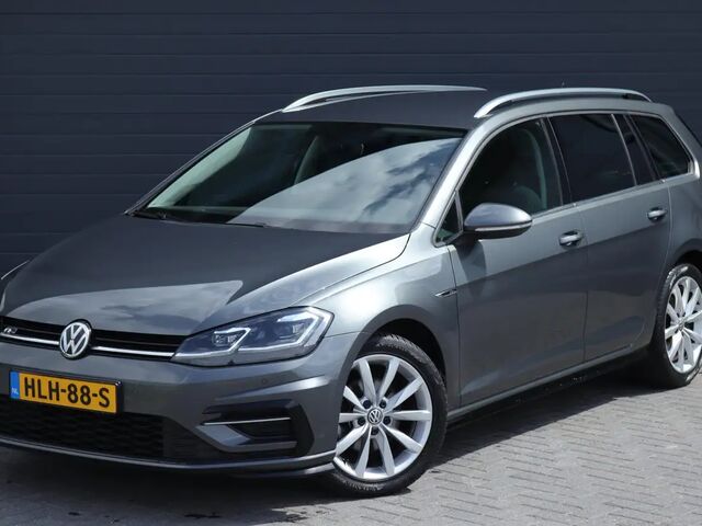 Фольксваген Гольф Вариант 2018 в Европе на Automoto.ua Серый Фольксваген Гольф Вариант, объемом двигателя 1.5 л и пробегом 57 тыс. км за 24898 $, фото 1 на Automoto.ua