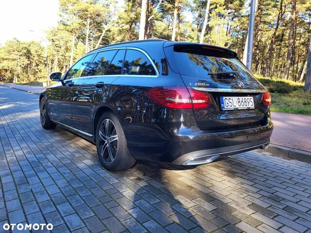 Мерседес Ц-Клас 2019 у Європі на Automoto.ua Чорний Мерседес Ц-Клас, об'ємом двигуна 1 л та пробігом 166 тис. км за 20073 $, фото 35 на Automoto.ua