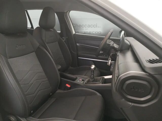 Джип Avenger 2024 в Европе на Automoto.ua Черный Джип Avenger, объемом двигателя 1.2 л и пробегом 31 тыс. км за 22112 $, фото 13 на Automoto.ua