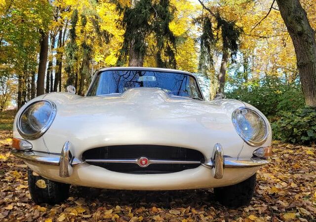 Ягуар E-Type, об'ємом двигуна 4.2 л та пробігом 128 тис. км за 92873 $, фото 1 на Automoto.ua