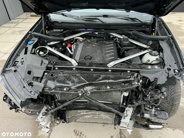 БМВ Х6, объемом двигателя 2.99 л и пробегом 50 тыс. км за 49460 $, фото 32 на Automoto.ua