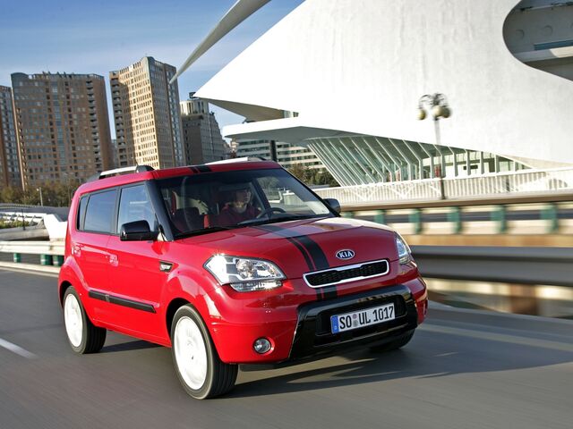 Киа Soul, Хэтчбек 2009 - н.в. 1.6 МТ (124 Hp)