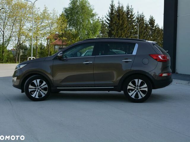 Кіа Sportage, об'ємом двигуна 2 л та пробігом 154 тис. км за 10778 $, фото 16 на Automoto.ua