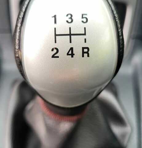 Форд Фієста, об'ємом двигуна 1.24 л та пробігом 178 тис. км за 2354 $, фото 20 на Automoto.ua