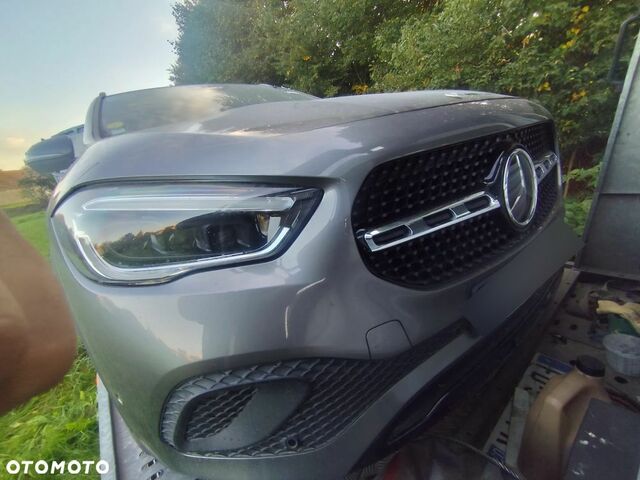 Мерседес ГЛА-Класс 2020 в Европе на Automoto.ua Серый Мерседес ГЛА-Класс, объемом двигателя 1 л и пробегом 91 тыс. км за 11356 $, фото 3 на Automoto.ua