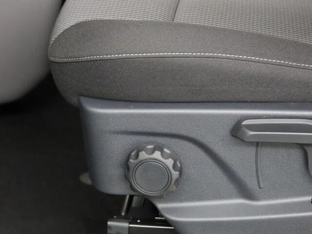 Фольксваген Transporter 2024 у Європі на Automoto.ua Сірий Фольксваген Transporter, об'ємом двигуна 2 л та пробігом 15 тис. км за 68961 $, фото 10 на Automoto.ua