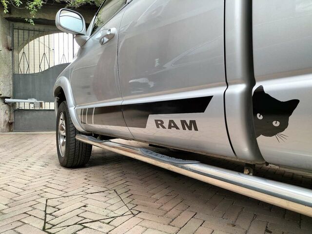 Сірий Додж RAM, об'ємом двигуна 0 л та пробігом 290 тис. км за 24758 $, фото 2 на Automoto.ua