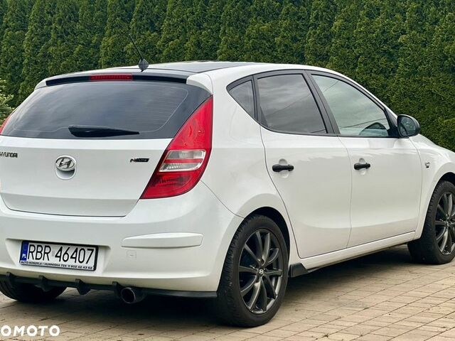 Хендай i30, об'ємом двигуна 1.4 л та пробігом 151 тис. км за 4082 $, фото 5 на Automoto.ua