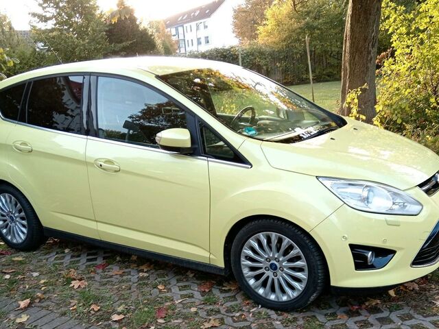 Форд Сі-Макс 2011 у Європі на Automoto.ua Жовтий Форд Сі-Макс, об'ємом двигуна 0 л та пробігом 101 тис. км за 4100 $, фото 1 на Automoto.ua