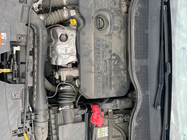 Форд Фиеста, объемом двигателя 1.5 л и пробегом 82 тыс. км за 8639 $, фото 7 на Automoto.ua