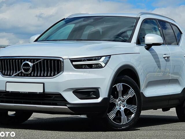 Вольво XC40, объемом двигателя 1.97 л и пробегом 87 тыс. км за 24622 $, фото 1 на Automoto.ua