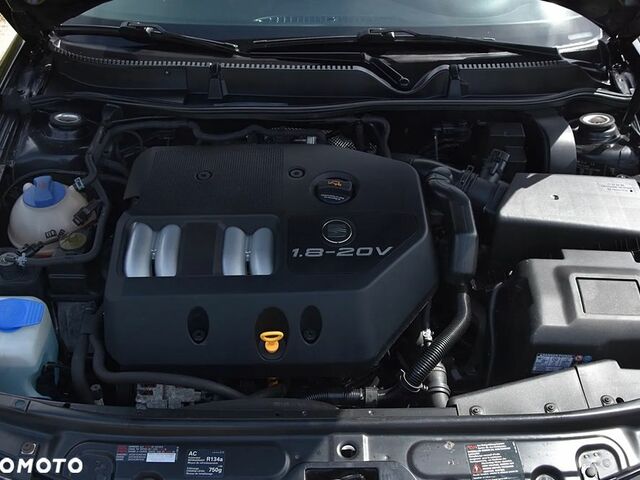 Сеат Leon, об'ємом двигуна 1.78 л та пробігом 194 тис. км за 2743 $, фото 37 на Automoto.ua