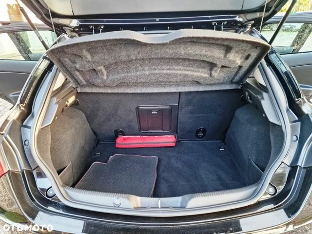 Альфа Ромео Джульетта 2011 в Европе на Automoto.ua Черный Альфа Ромео Джульетта, объемом двигателя 1 л и пробегом 204 тыс. км за 5545 $, фото 17 на Automoto.ua