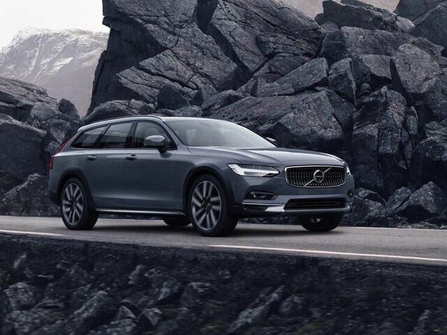 Volvo V90 Cross Country 2023 модельного года