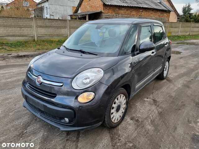 Фіат 500L, об'ємом двигуна 1.25 л та пробігом 154 тис. км за 2786 $, фото 1 на Automoto.ua