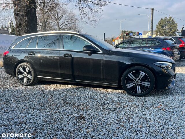 Мерседес Ц-Класс 2022 в Европе на Automoto.ua Черный Мерседес Ц-Класс, объемом двигателя 1 л и пробегом 159 тыс. км за 159000 $, фото 1 на Automoto.ua