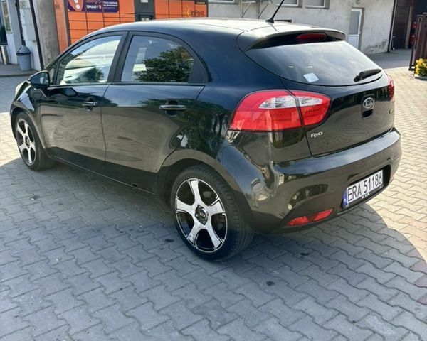 Киа Рио, объемом двигателя 1.4 л и пробегом 173 тыс. км за 6048 $, фото 3 на Automoto.ua