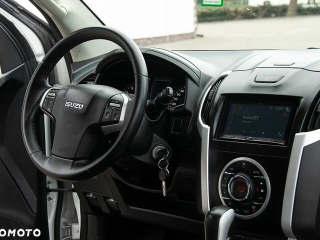 Ісузу D-Max, об'ємом двигуна 2.5 л та пробігом 119 тис. км за 21145 $, фото 18 на Automoto.ua