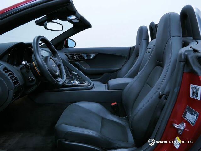Красный Ягуар Ф-Тайп, объемом двигателя 3 л и пробегом 66 тыс. км за 51505 $, фото 11 на Automoto.ua