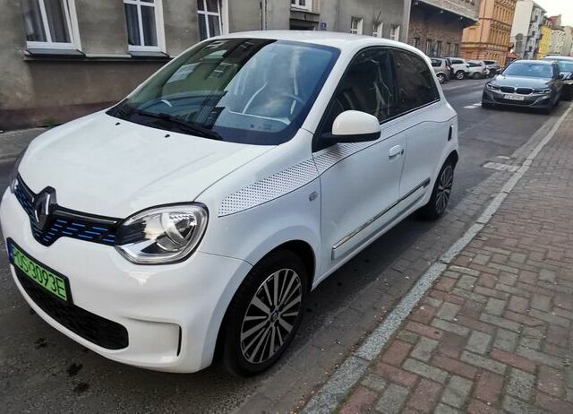 Рено Твінго, об'ємом двигуна 0 л та пробігом 20 тис. км за 11425 $, фото 1 на Automoto.ua