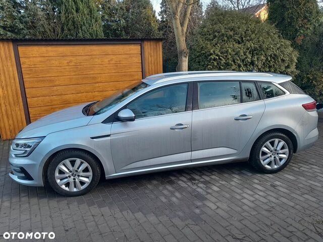 Рено Меган 2022 у Європі на Automoto.ua Сірий Рено Меган, об'ємом двигуна 1 л та пробігом 132 тис. км за 12809 $, фото 1 на Automoto.ua