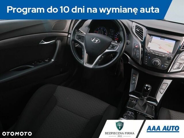 Хендай і40, об'ємом двигуна 1.69 л та пробігом 129 тис. км за 12527 $, фото 7 на Automoto.ua