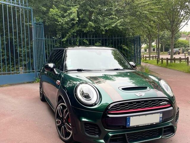 Зелений Міні John Cooper Works, об'ємом двигуна 2 л та пробігом 83 тис. км за 27036 $, фото 1 на Automoto.ua