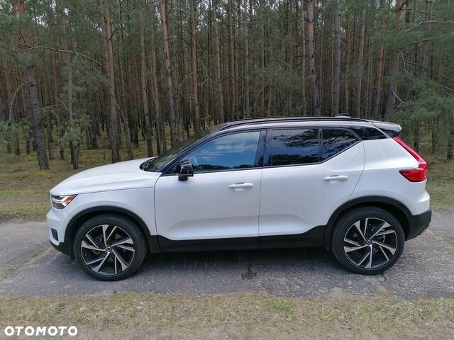 Вольво XC40, об'ємом двигуна 1.97 л та пробігом 82 тис. км за 27646 $, фото 1 на Automoto.ua