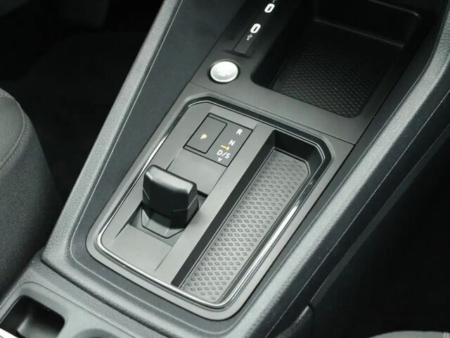 Фольксваген Кадді 2025 у Європі на Automoto.ua Срібний Фольксваген Кадді, об'ємом двигуна 1.5 л та пробігом 7 тис. км за 46546 $, фото 35 на Automoto.ua