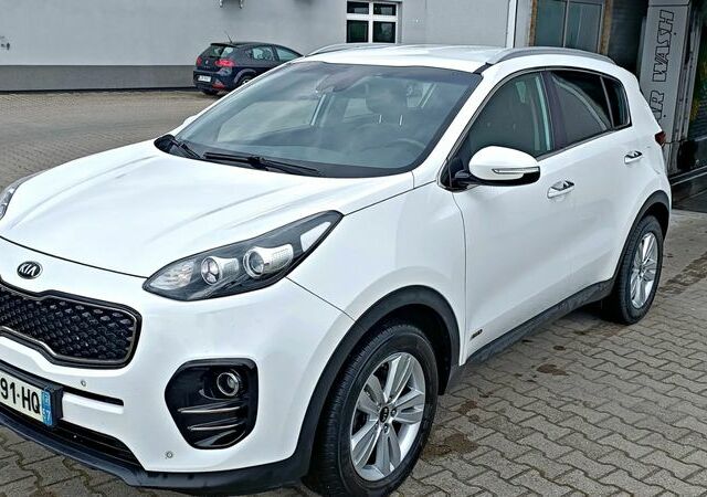 Кіа Sportage, об'ємом двигуна 2 л та пробігом 130 тис. км за 14017 $, фото 8 на Automoto.ua