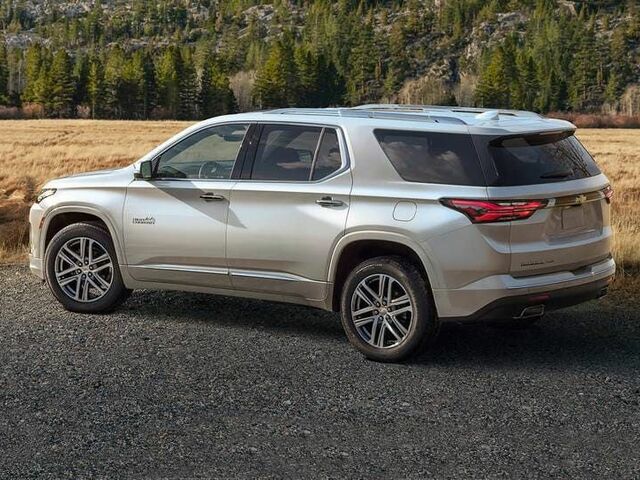 Параметры внедорожника Chevrolet Traverse 2022