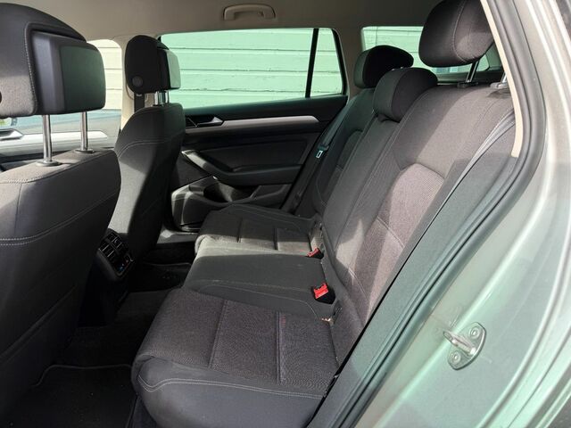 Фольксваген Пассат Вариант 2015 в Европе на Automoto.ua Фольксваген Пассат Вариант, объемом двигателя 1.6 л и пробегом 279 тыс. км за 8829 $, фото 14 на Automoto.ua