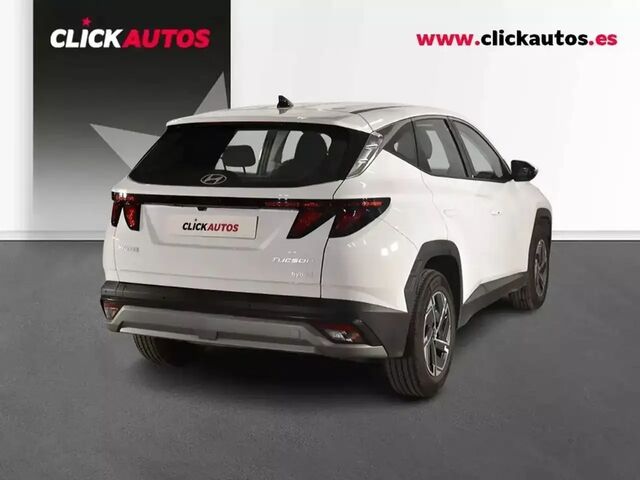 Хендай Туксон 2025 в Европе на Automoto.ua Белый Хендай Туксон, объемом двигателя 1.6 л и пробегом 9 тыс. км за 33189 $, фото 4 на Automoto.ua
