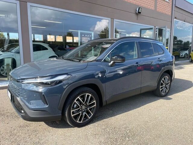 Тойота Corolla Cross 2025 в Европе на Automoto.ua Белый Тойота Corolla Cross, объемом двигателя 1.8 л и пробегом 0 тыс. км за 39044 $, фото 7 на Automoto.ua