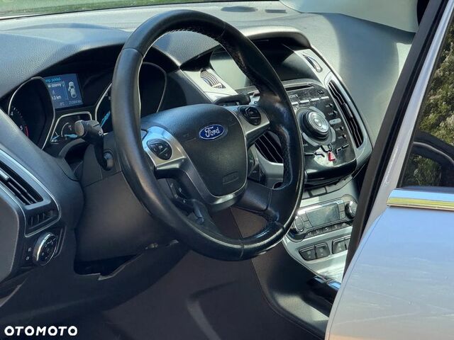 Форд Фокус, объемом двигателя 2 л и пробегом 210 тыс. км за 4255 $, фото 8 на Automoto.ua