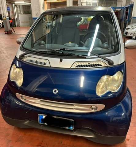 Синій Смарт Fortwo, об'ємом двигуна 0.7 л та пробігом 35 тис. км за 3261 $, фото 4 на Automoto.ua