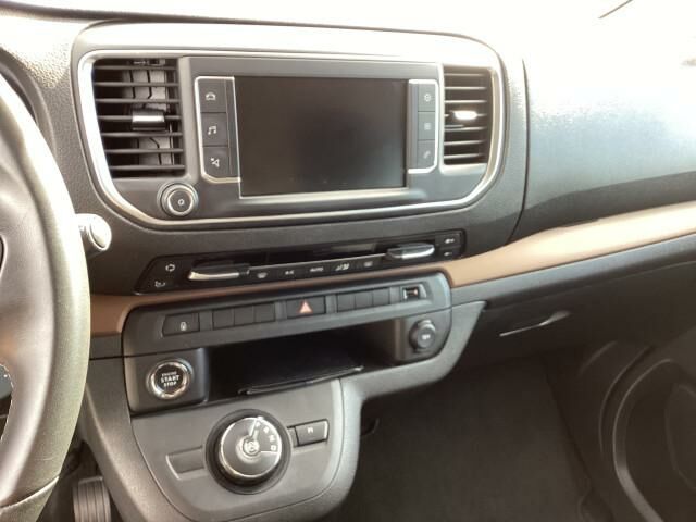 Тойота Proace Verso 2023 у Європі на Automoto.ua Тойота Proace Verso, об'ємом двигуна 0 л та пробігом 43 тис. км за 39900 $, фото 6 на Automoto.ua