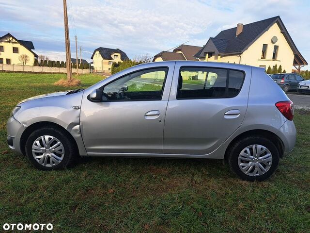 Дачія Sandero, об'ємом двигуна 1.15 л та пробігом 208 тис. км за 1922 $, фото 5 на Automoto.ua