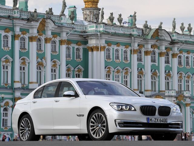 БМВ 7 Серия, Седан 2011 - н.в. (F01) 750i