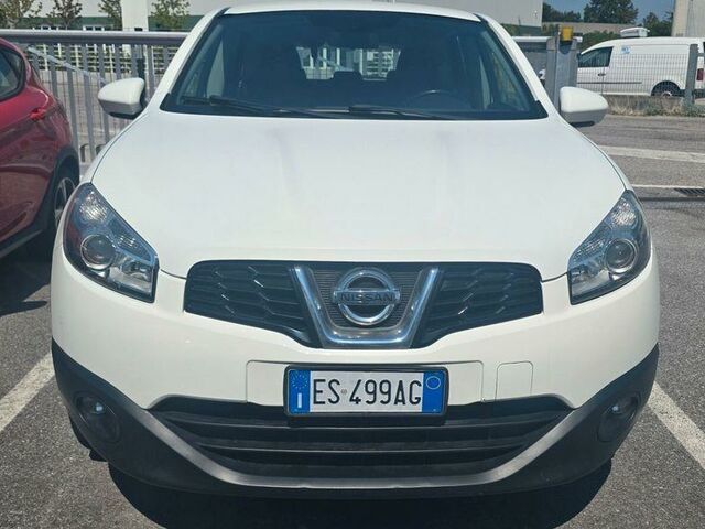 Ниссан Кашкай 2013 в Европе на Automoto.ua Белый Ниссан Кашкай, объемом двигателя 1.46 л и пробегом 190 тыс. км за 5999 $, фото 1 на Automoto.ua