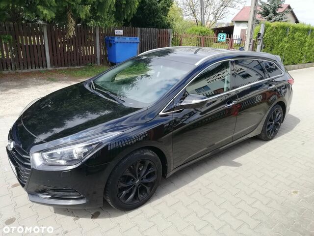 Хендай і40, об'ємом двигуна 1.69 л та пробігом 164 тис. км за 9028 $, фото 4 на Automoto.ua