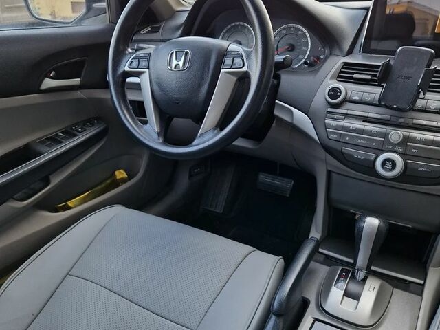 Хонда Аккорд, об'ємом двигуна 2 л та пробігом 198 тис. км за 7732 $, фото 17 на Automoto.ua
